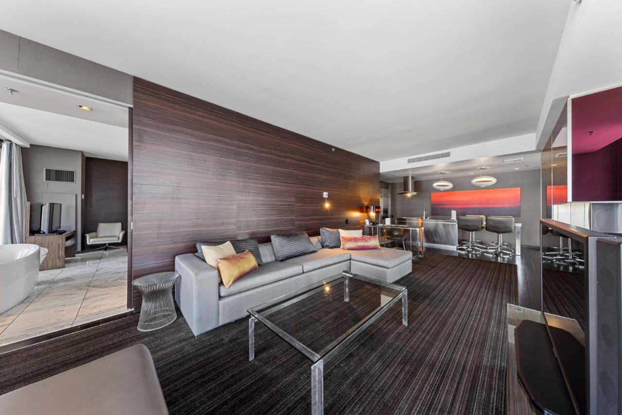 Huge Modern Luxury 17 Floor Panoramic Corner Suite With Open Balcony Las Vegas Exterior photo